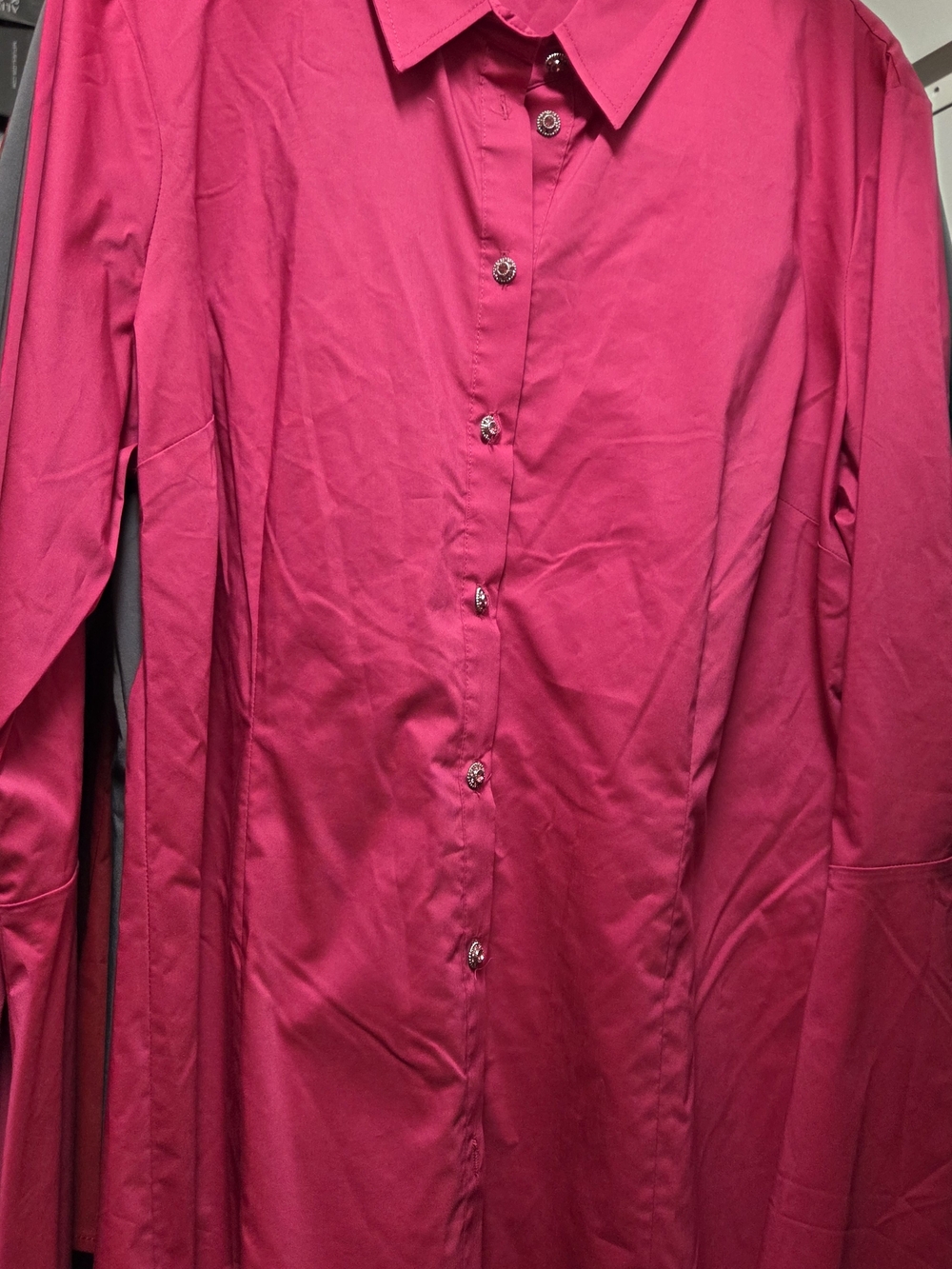 New York & Co. Fuchsia Long-Sleeve Button-Up Shirt